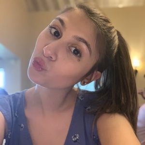 Meet your Posher, Karly